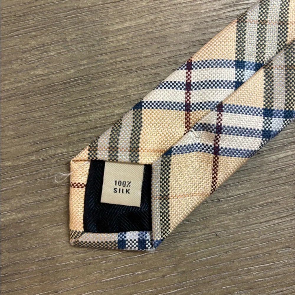 Burberry nova check silk tie - Picture 3 of 4